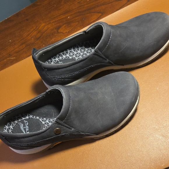 Dansko Women's Gray Mules - Picture 8 of 11